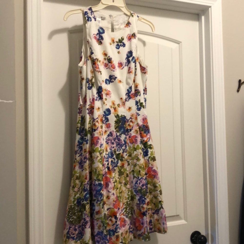 Maggie London dress size 6.